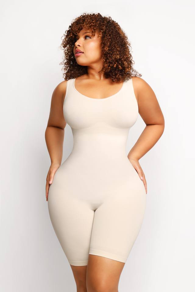Seamless Body Shaper with Hip Pads – Plus Size Curve Enhancing Shapewear